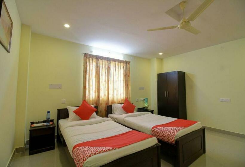 Fotos del hotel Oyo 15564 Felicity Inn:  6