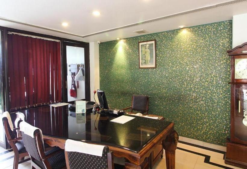 Fotos del hotel Treebo Trend Royal Inn:  16