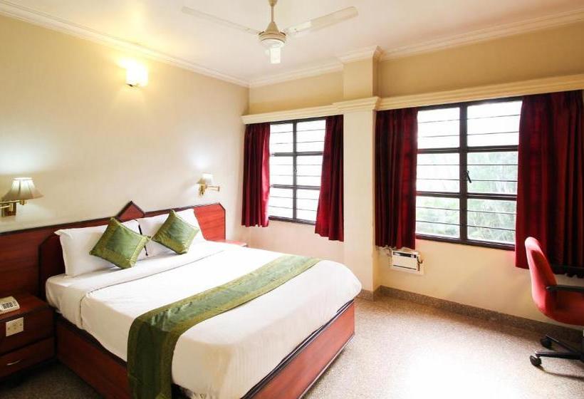 Fotos del hotel Treebo Trend Royal Inn:  23