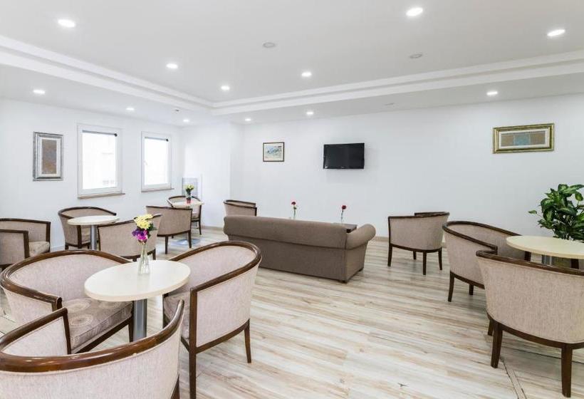 Fotos del hotel Adela:  15