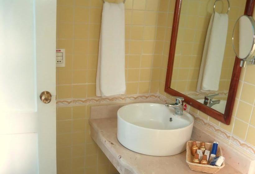 Fotos del hotel Plus Vedado 500:  2