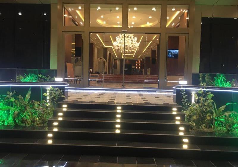 Fotos del hotel Vivid Plaza   1:  15