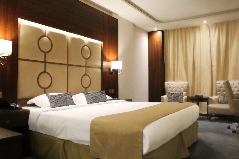 Fotos del hotel Vivid Plaza   1:  11