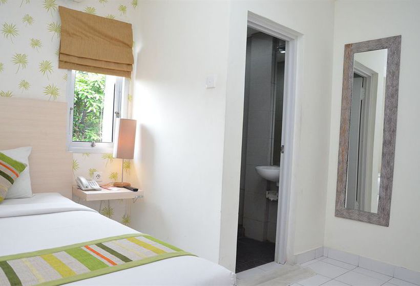 Fotos del hotel Santosa City Bali:  2
