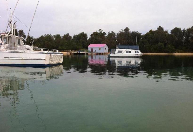 Bluewater Apartments