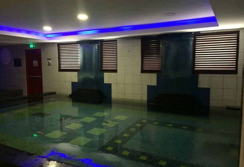 Fotos del hotel Icon Hotel Timog:  2