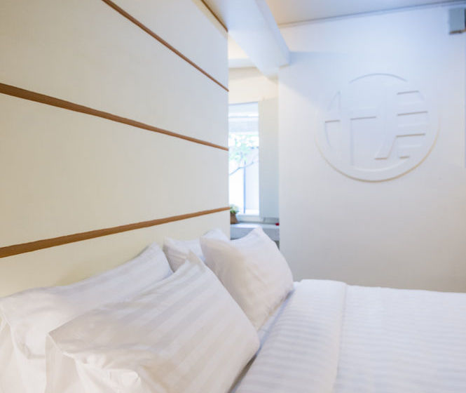 Fotos del hotel October:  23