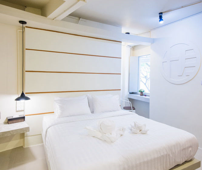 Fotos del hotel October:  18