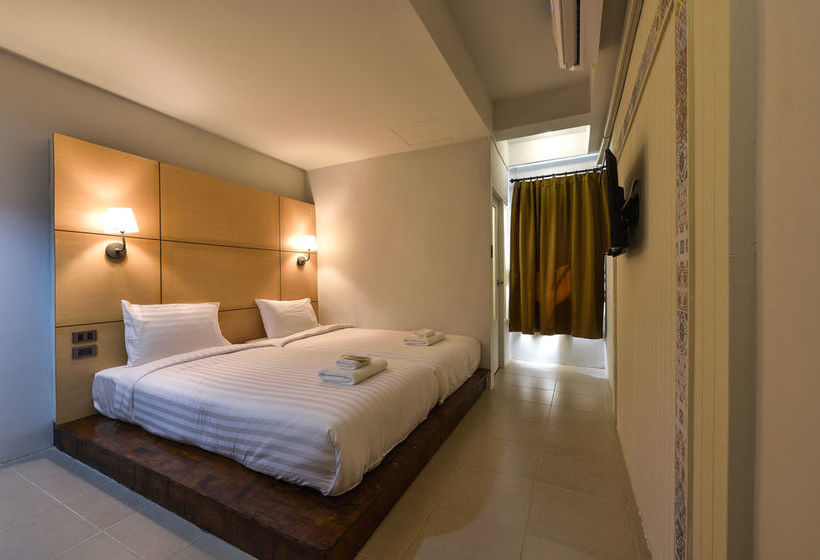 Fotos del hotel October:  9