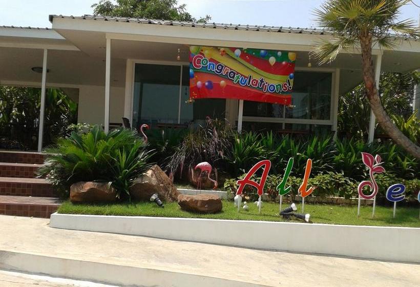 Fotos del hotel All Seasons Residence:  13