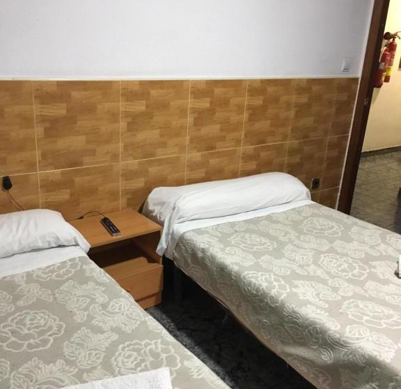 Fotos del hotel Pensión La Ferroviaria No Fumadores:  17