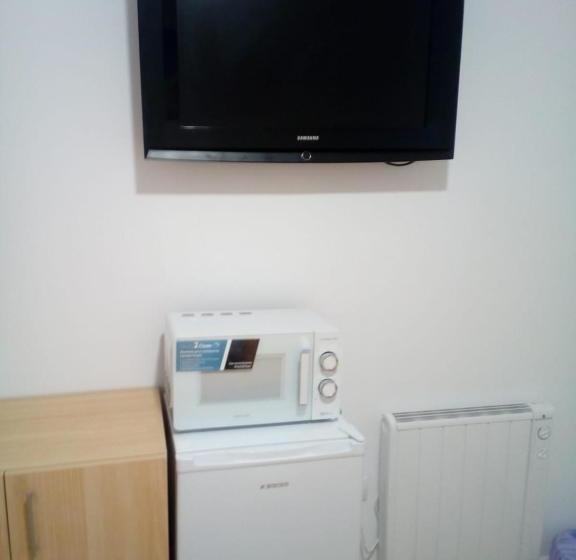 Fotos del hotel Pensión La Ferroviaria No Fumadores:  25