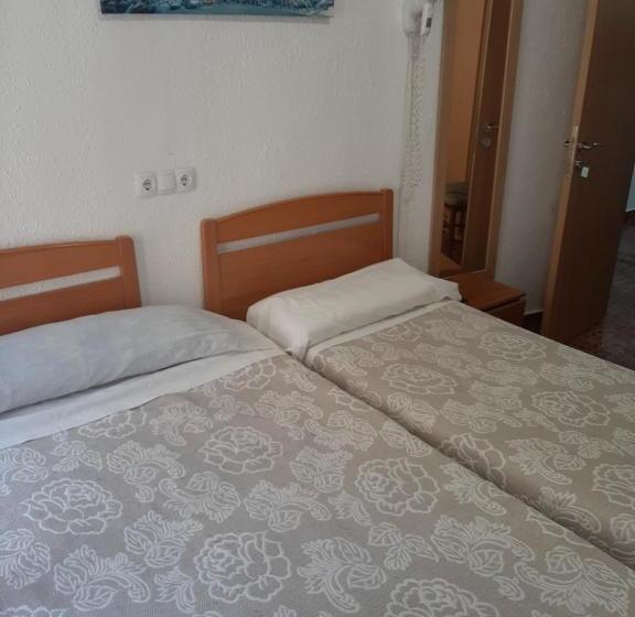 Fotos del hotel Pensión La Ferroviaria No Fumadores:  20