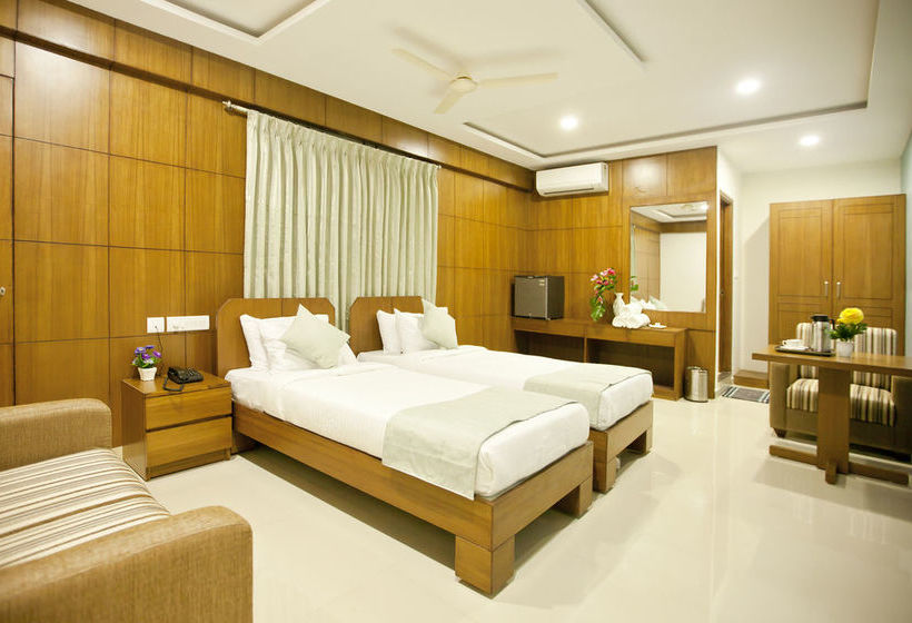 Fotos del hotel Shoba Residency:  10