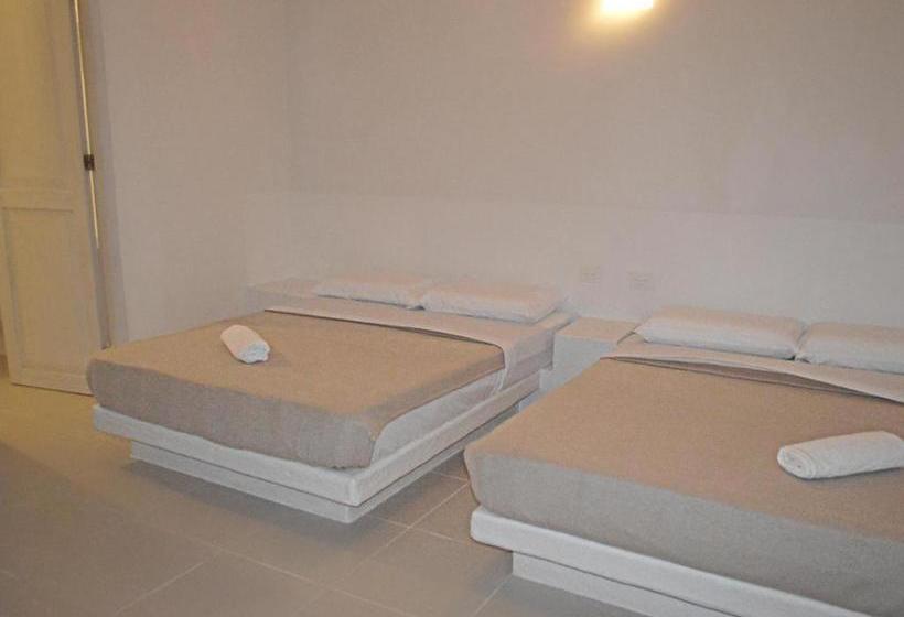 Fotos del hotel Hostal Casa Escallon:  12