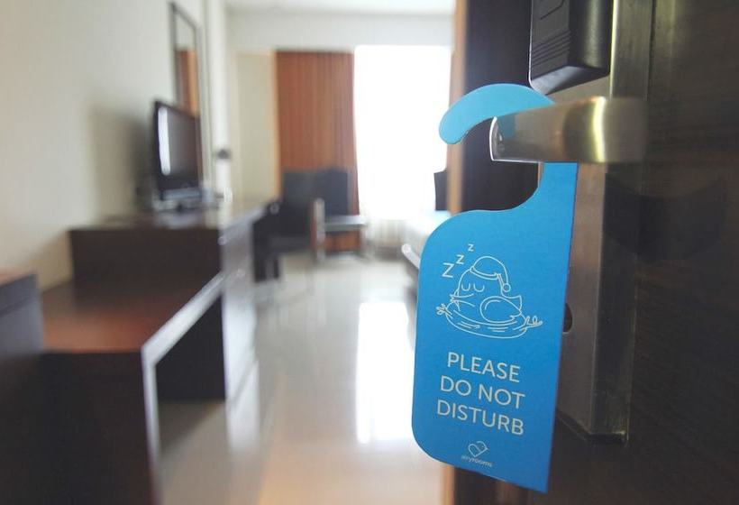 Fotos del hotel Airy Slipi:  8