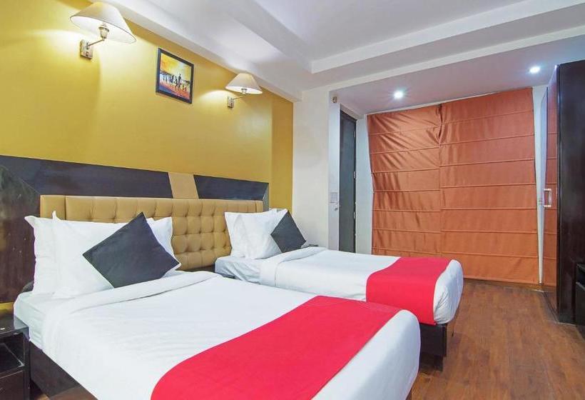 Fotos del hotel Collection O 30029  The Bluemoon:  4