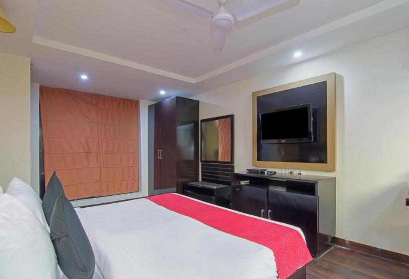 Fotos del hotel Collection O 30029  The Bluemoon:  10