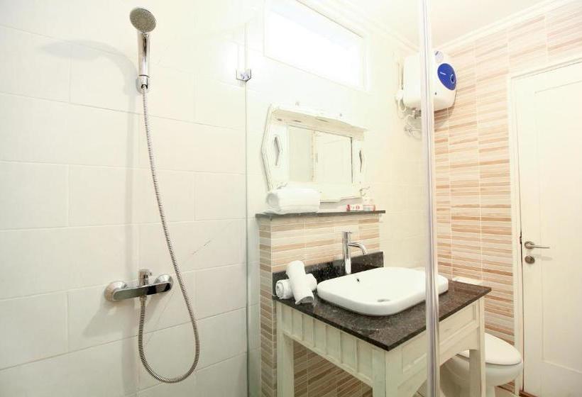 Fotos del hotel Oyo 204 Blessing Residence:  21