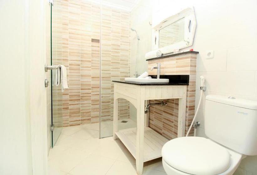 Fotos del hotel Oyo 204 Blessing Residence:  2