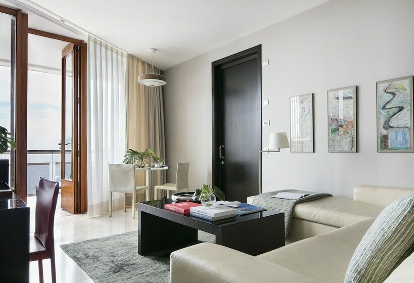 سوییت با چشم‌انداز دریا, De Mar Gran Meliá, The Leading Hotels of The World - Adults Only