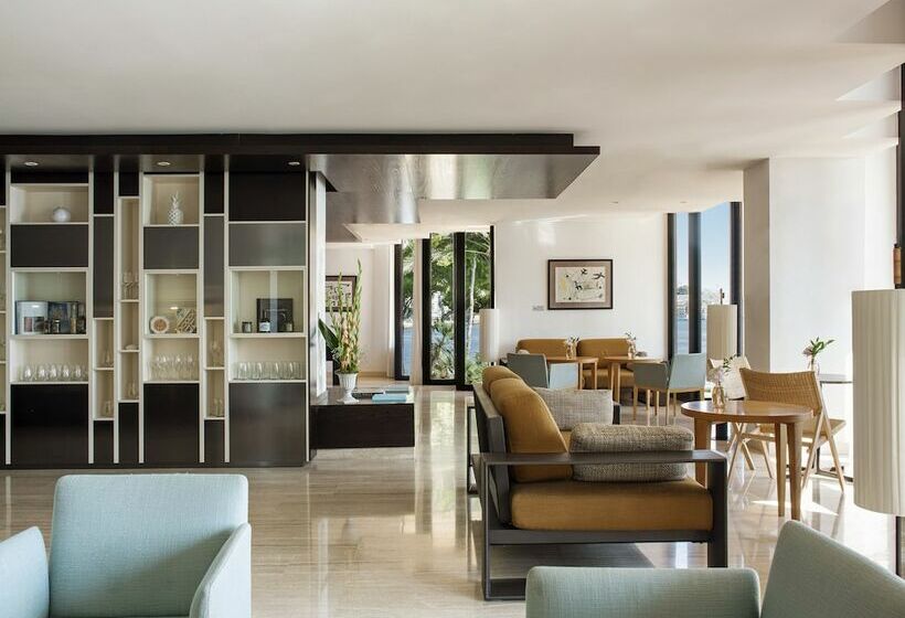 سوییت جونیور با چشم‌انداز دریا, De Mar Gran Meliá, The Leading Hotels of The World - Adults Only