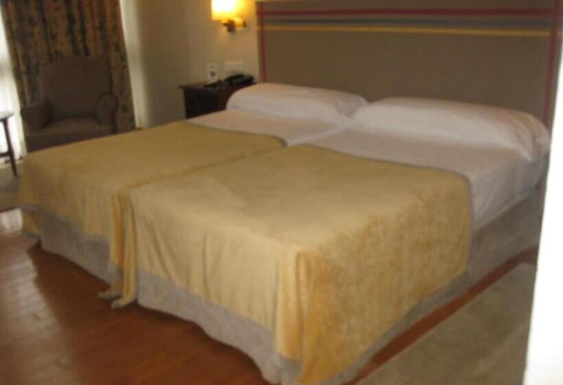 Номер Стандарт, Parador De Gijon