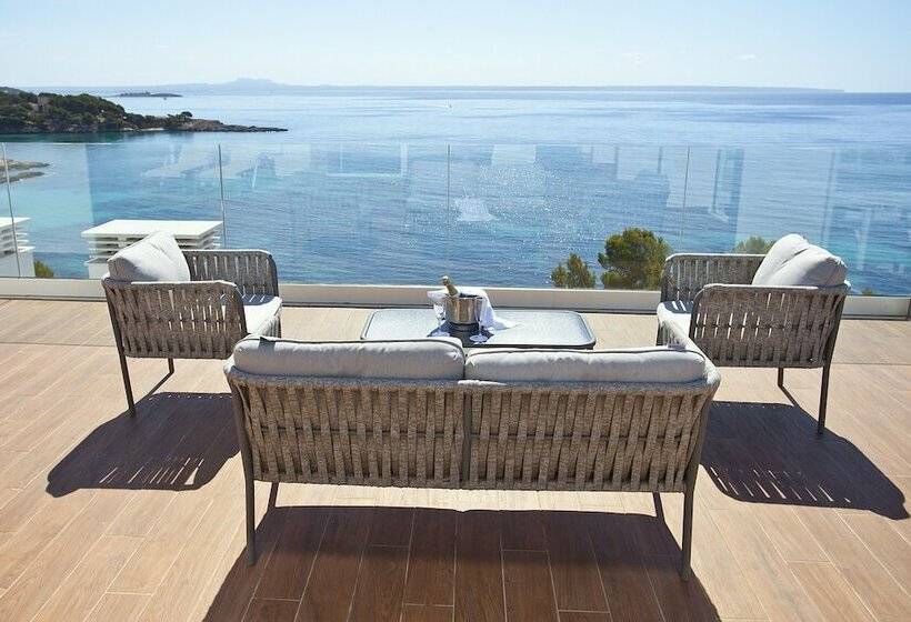 Студио Deluxe Вид на Море, Aparthotel Ponent Mar