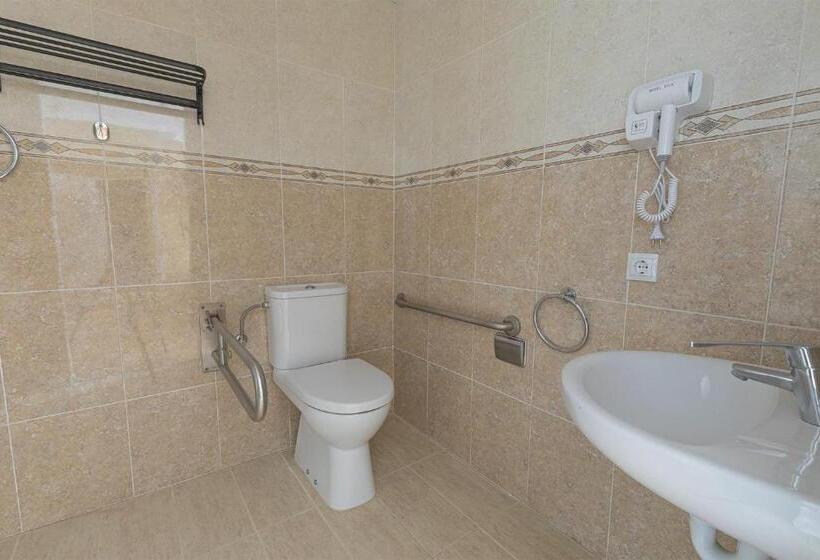 Номер Стандарт Трехместный, Vila Calella