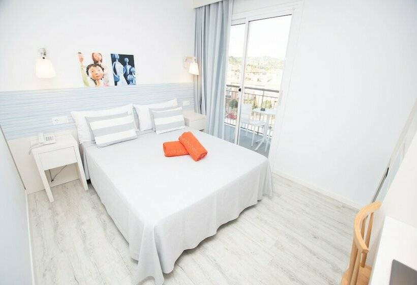 Suite Familiale, Fergus Club Pineda Splash