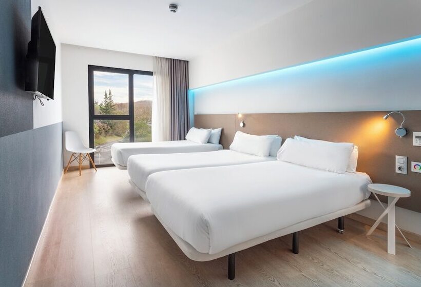 スタンダードトリプルルーム, B&b Hotel Donostia Aeropuerto
