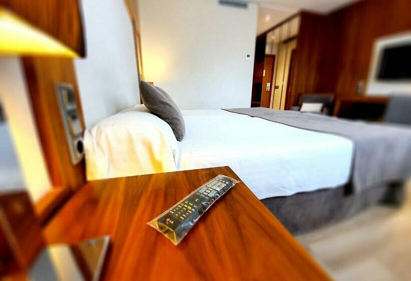 Номер Superior, Gran Hotel Balneario De Puente Viesgo