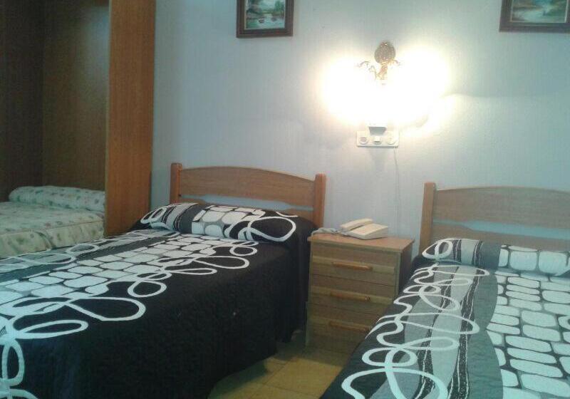 חדר סטנדרט, Los Nogales