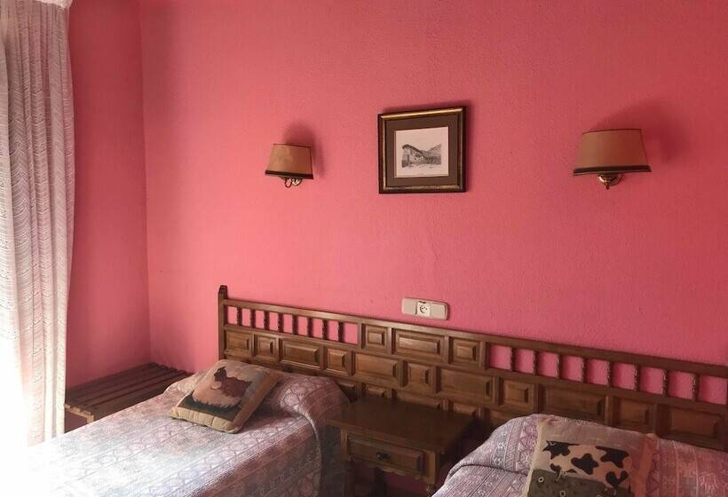 스탠다드 룸, Posada Del Pas