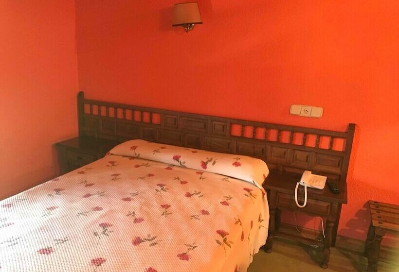스탠다드 룸, Posada Del Pas