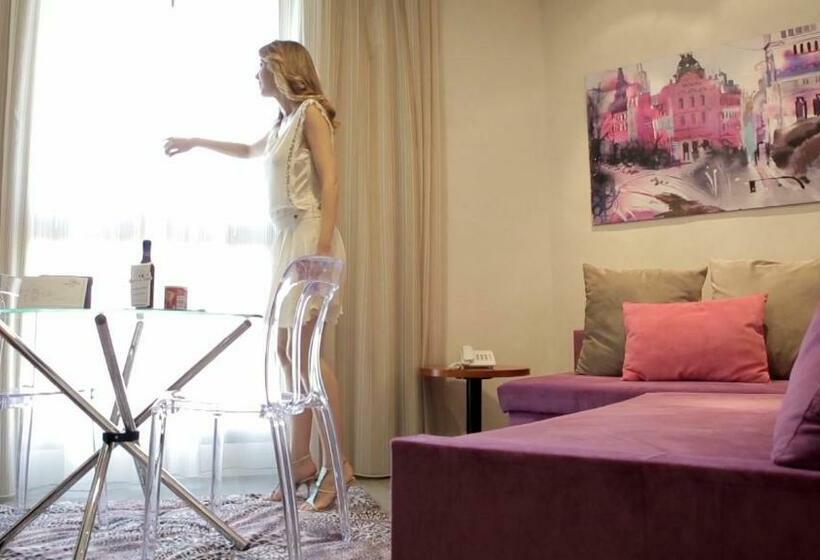 Junior Suite, Puerta De Toledo