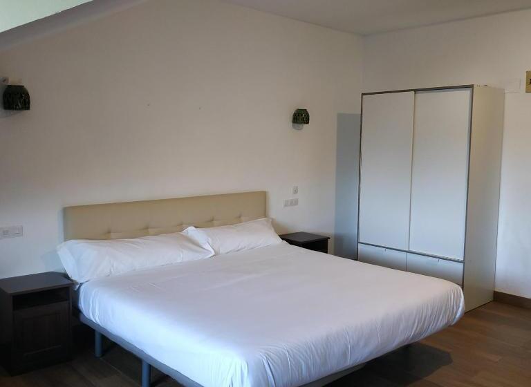家庭套房, Sabiñanigo Camp &