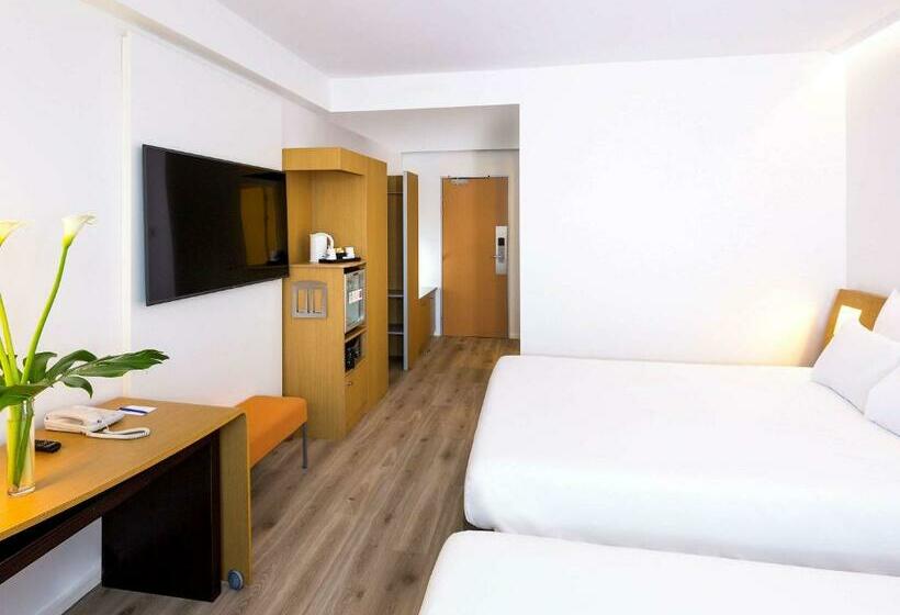 Habitación Superior, Novotel Campo De Las Naciones