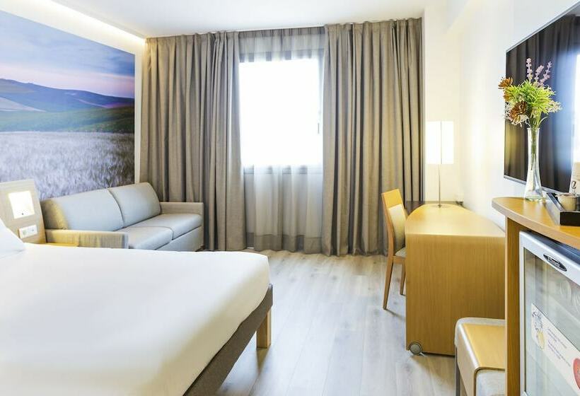 Habitación Superior, Novotel Campo De Las Naciones