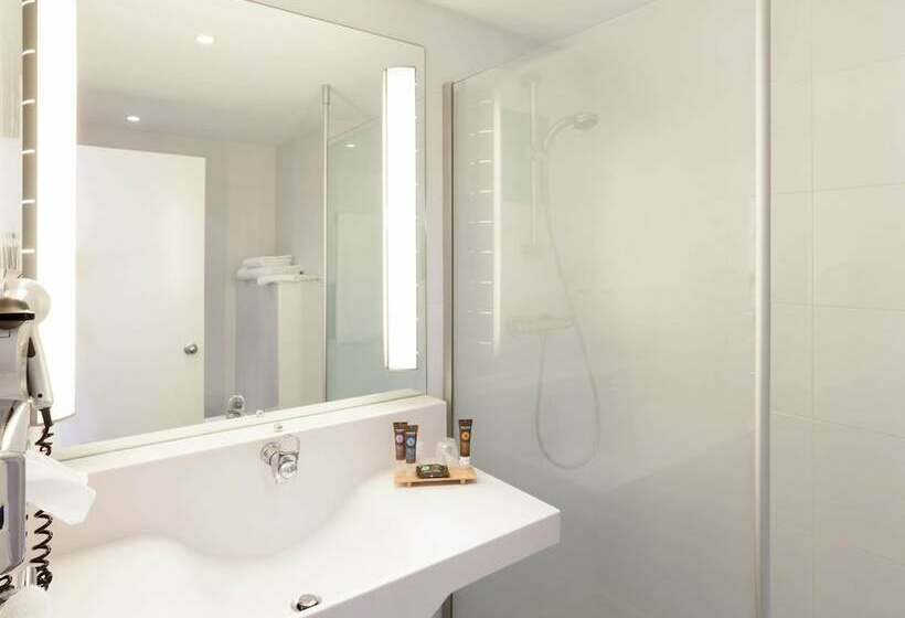 Habitación Superior, Novotel Campo De Las Naciones