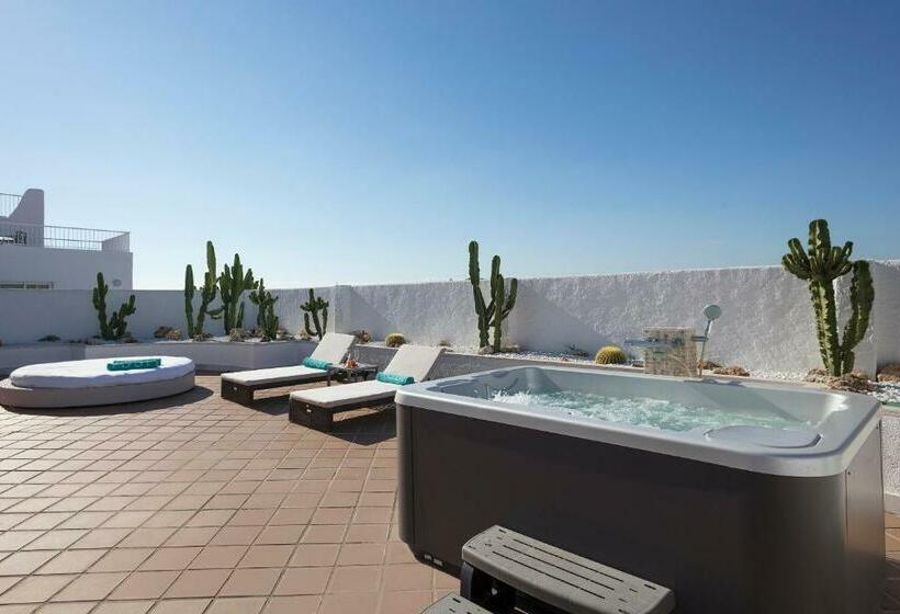 エクゼクティブジュニアスイート, ME Marbella Luxury Lifestyle Hotel