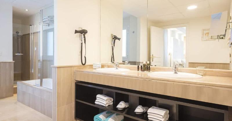 Люкс, ME Marbella Luxury Lifestyle Hotel