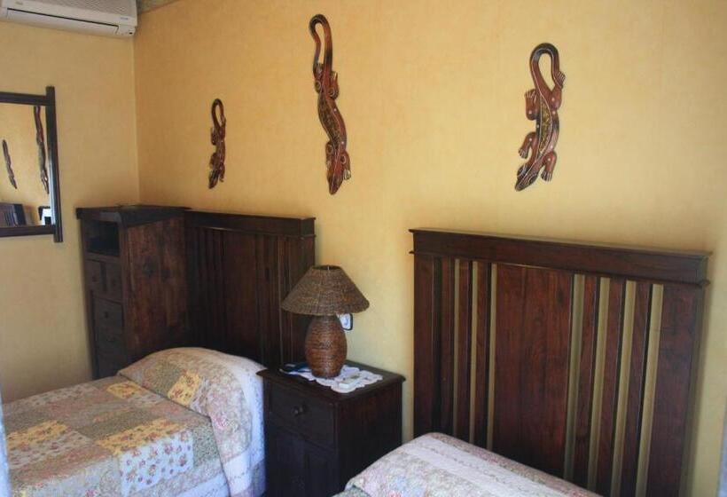 اتاق استاندارد, Hostal Restaurante La Diligencia