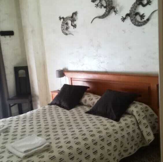 اتاق استاندارد, Hostal Restaurante La Diligencia