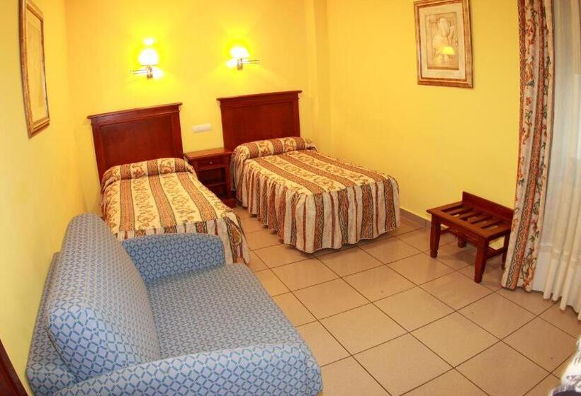 Номер Стандарт, Hostal Torres