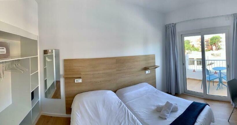 스탠다드 룸, Hostal Alcina
