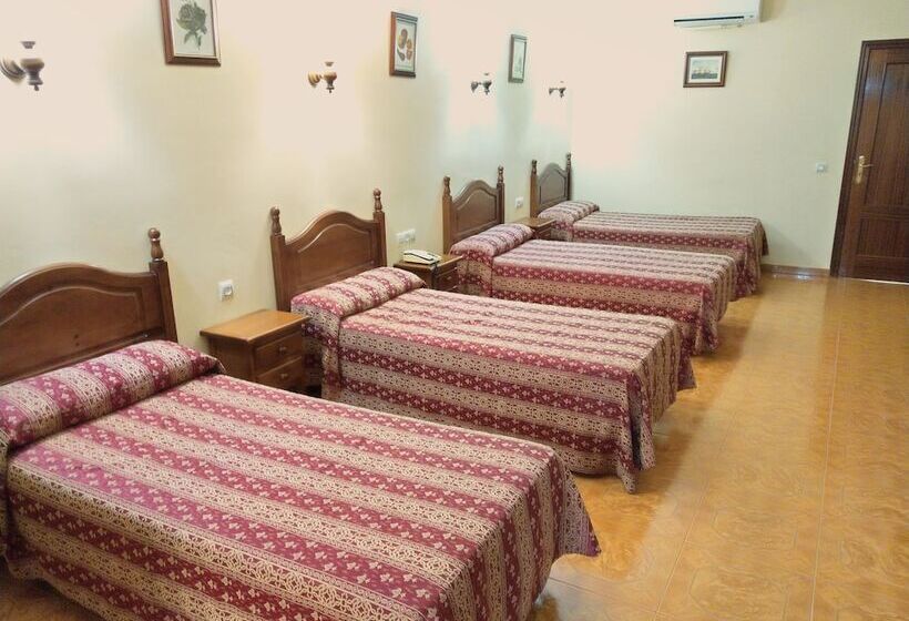 Chambre Quadruple Standard, Hostal Bellido