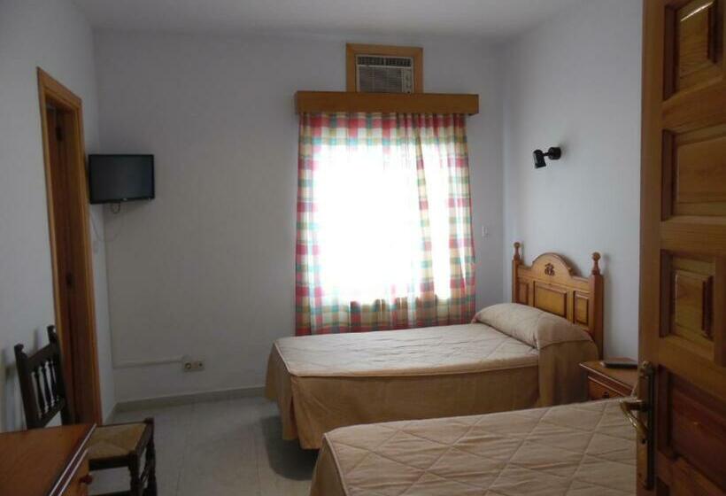 Номер Стандарт, Hostal Arias