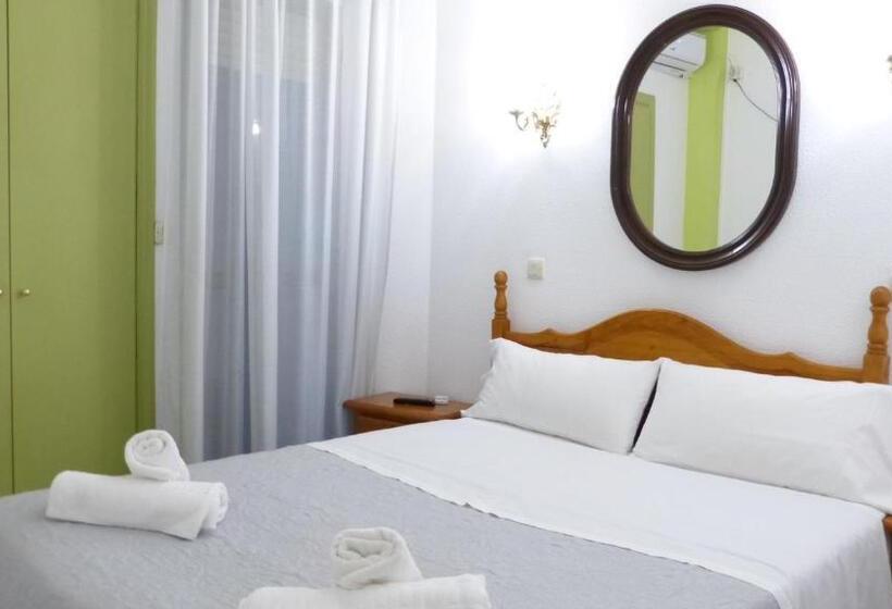 Номер Стандарт с Террасой, Hostal Candeleda