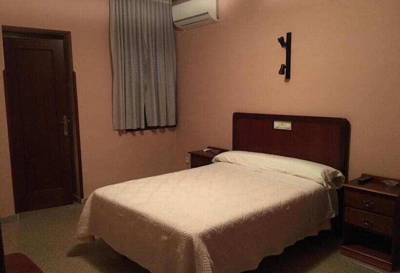 Номер Стандарт, Hostal Moraleda